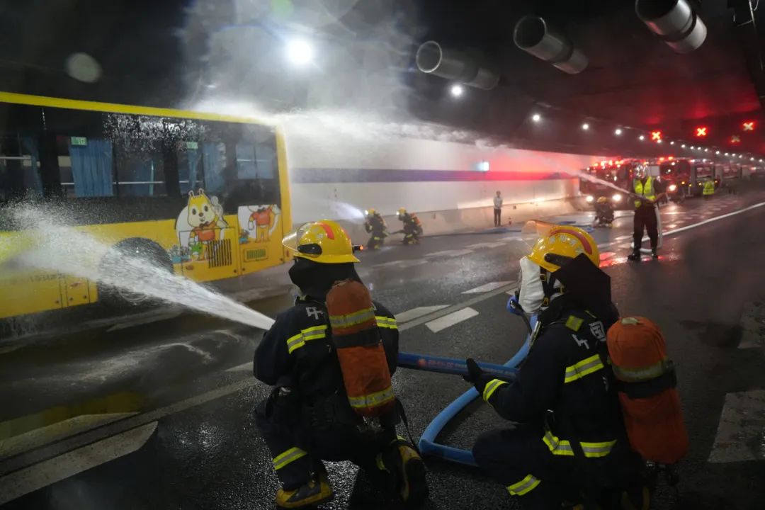 1750335117751 灭火