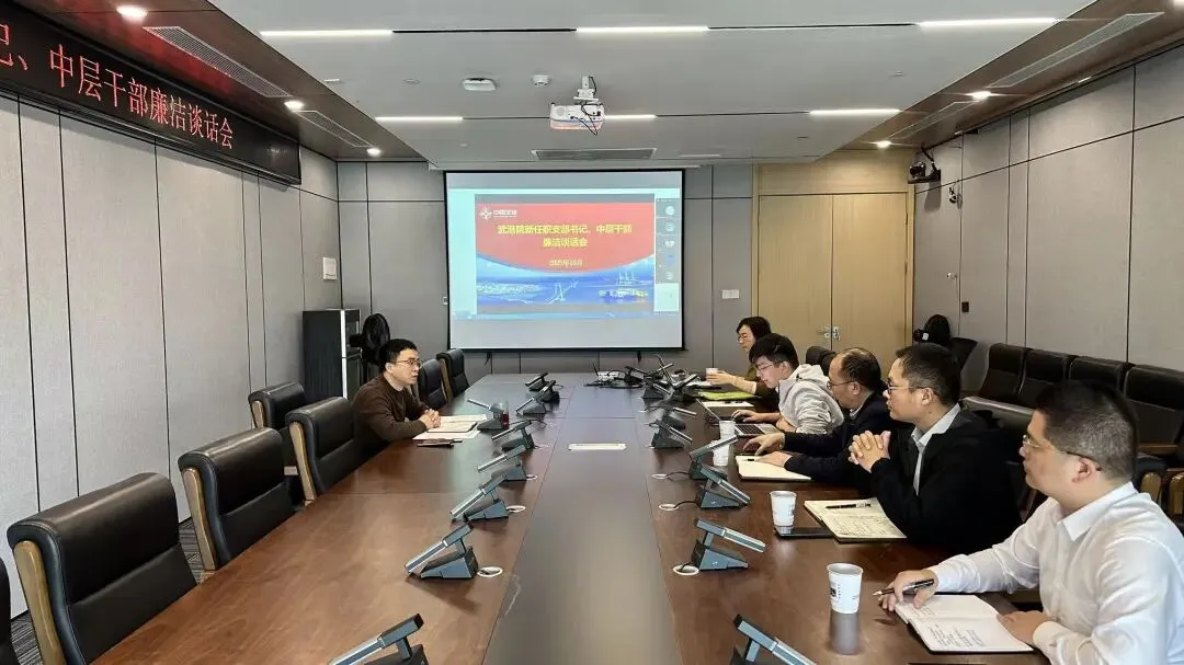 11df99b4b16f675a66fc5808495c859c