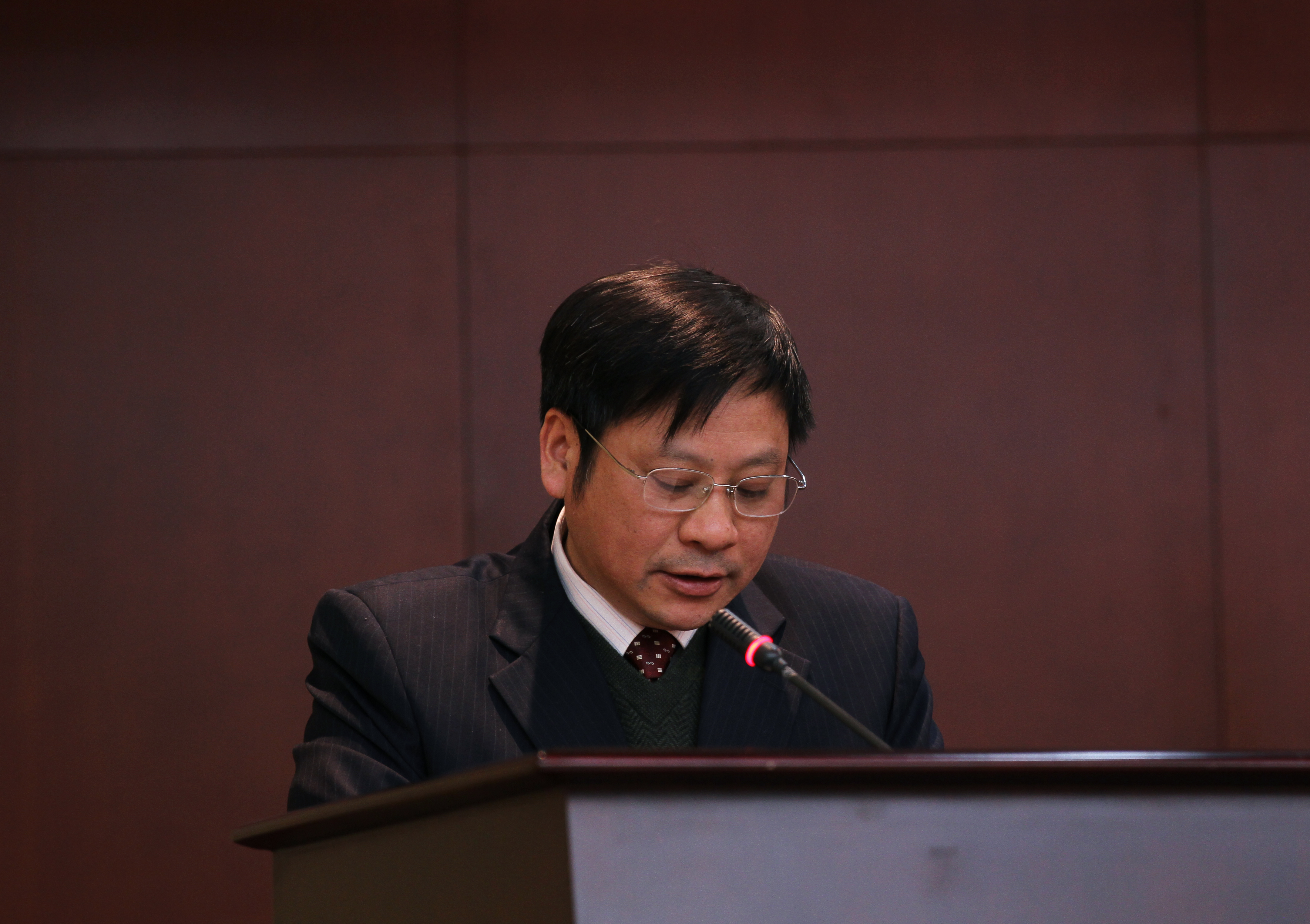 4 ͼΪԺίǸƽί鱨.jpg